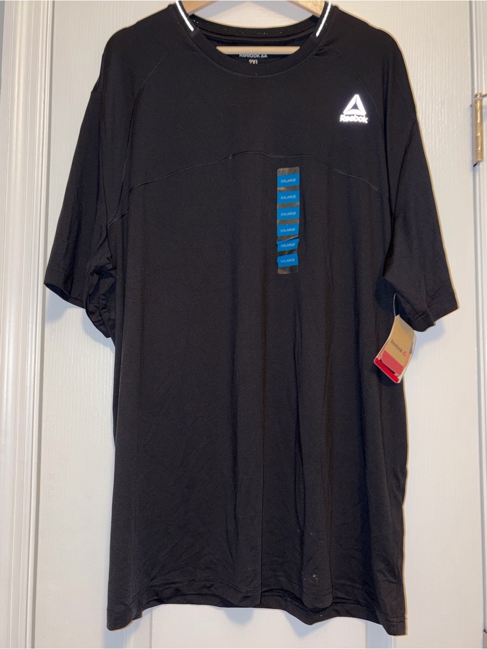 Reebok Men’s Black Short Sleeve Performance Tee with Reflective Logo 2XL